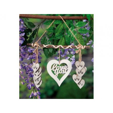 DECORATING WOOD WITH HEARTS
